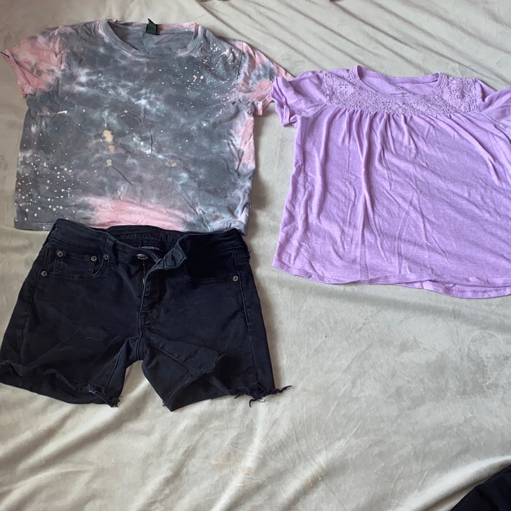 Kids clothes bundle sizes from xs/ large